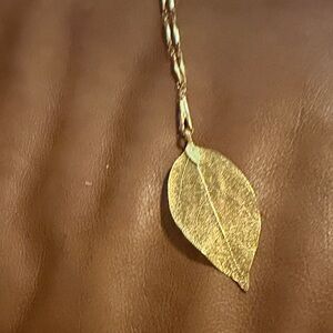 Gold Leaf Pendant Necklace 14k gold 12.5 long necklace. Light and feminine